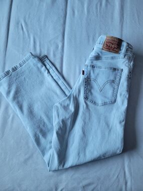 Levi's Womens Red Tab Jeans